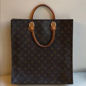 Louis Vuitton Sac Plat